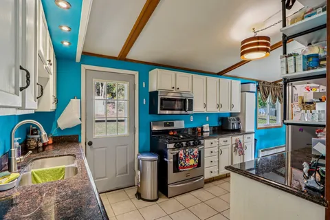 $270,000 | 1526 Manor Drive, Janesville, WI 53548