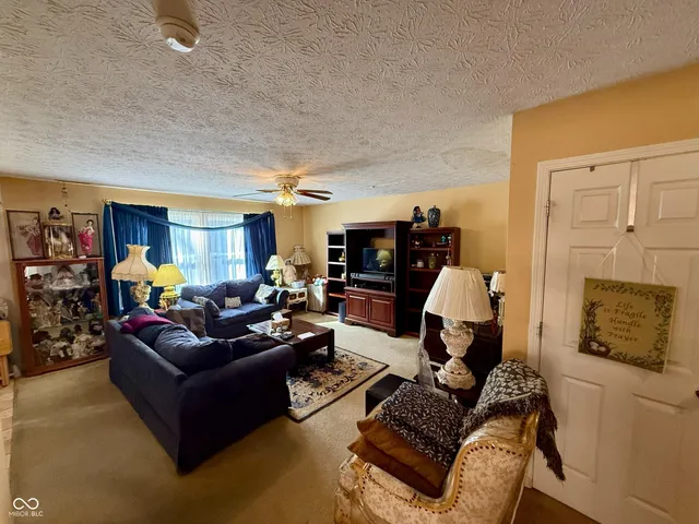 $236,000 | 2843 Wortham Way, Indianapolis, IN 46268