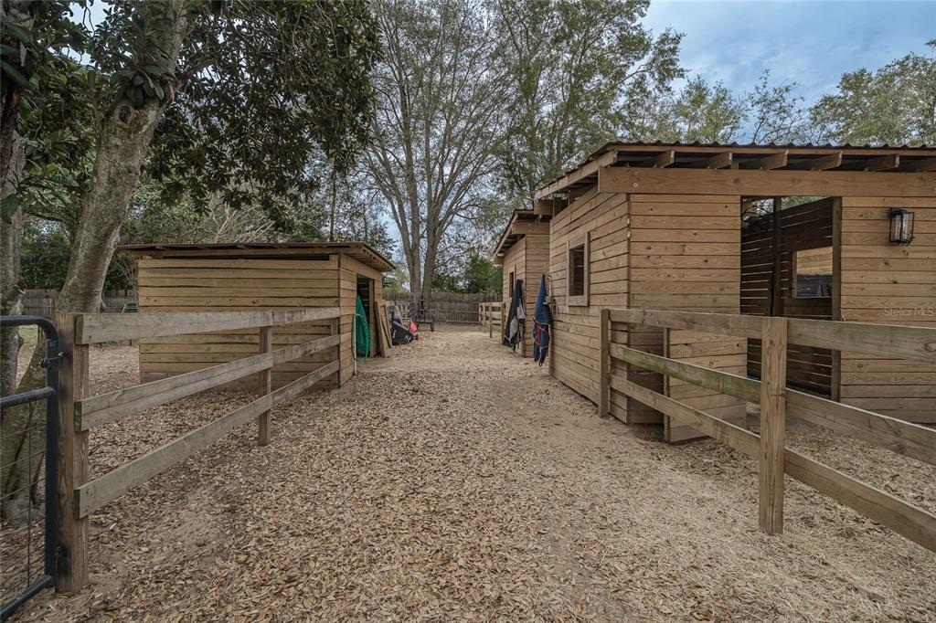 8540 Boyt Road Zephyrhills, FL 33540 - Photo 24 of 76