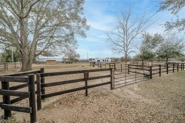 $3,500 | 8540 Boyt Road, Zephyrhills, FL 33540