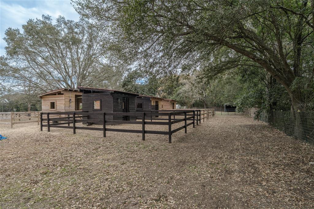 8540 Boyt Road Zephyrhills, FL 33540 - Photo 36 of 76