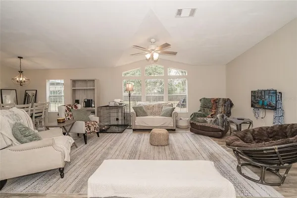 $3,500 | 8540 Boyt Road, Zephyrhills, FL 33540