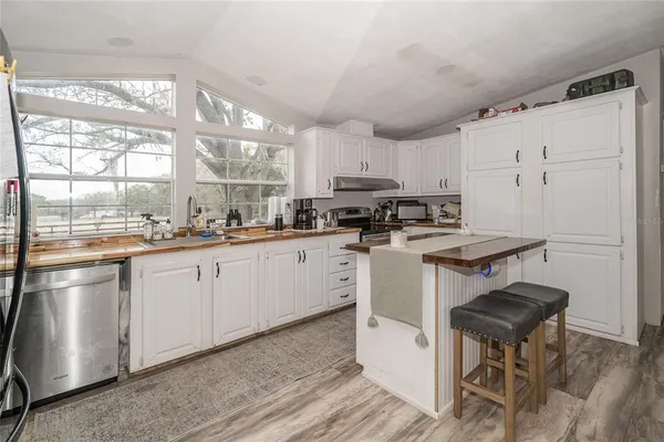 $3,500 | 8540 Boyt Road, Zephyrhills, FL 33540