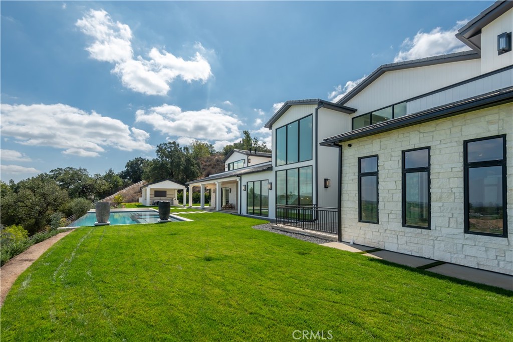 5340 Whitman Road Hidden Hills, CA 91302 - Photo 36 of 57