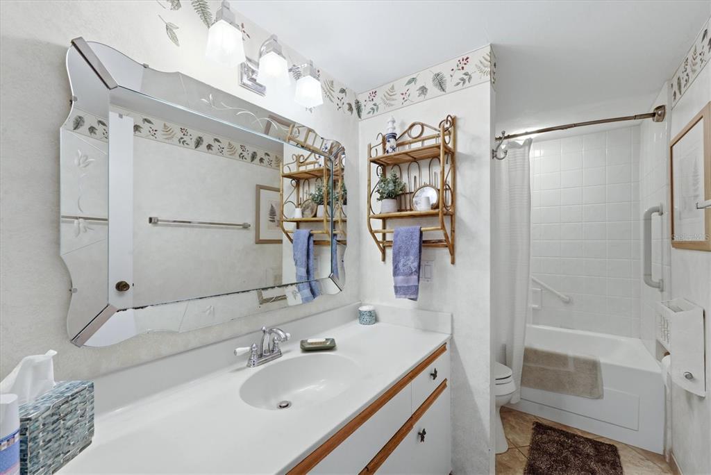 6800 Placida Road, Unit TH4 Englewood, FL 34224 - Photo 8 of 51 Gallery Image 8