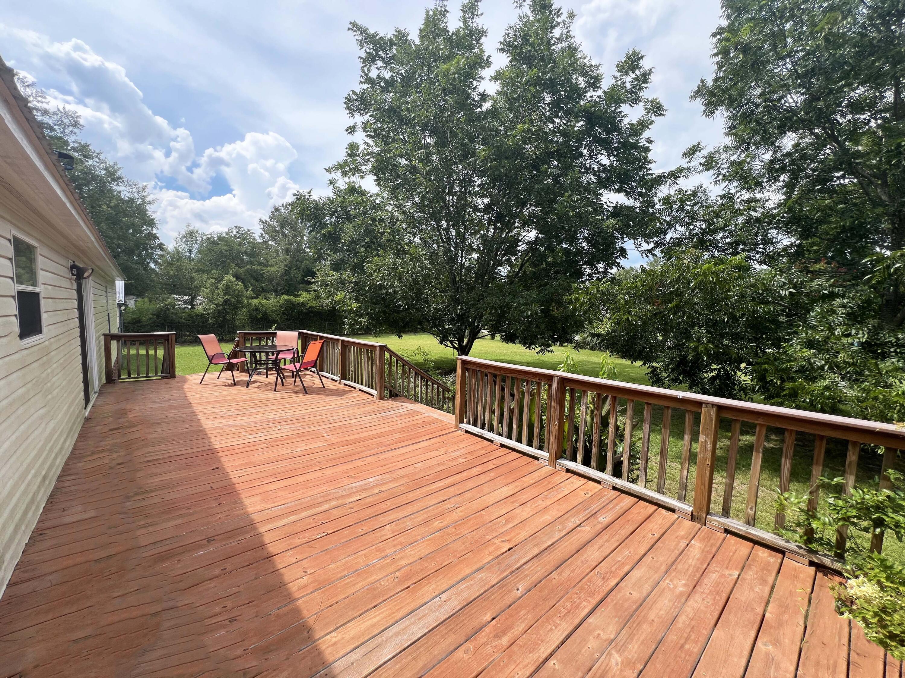 1156 West A. Gamble Road Manning, SC 29102 - Photo 14 of 51 15