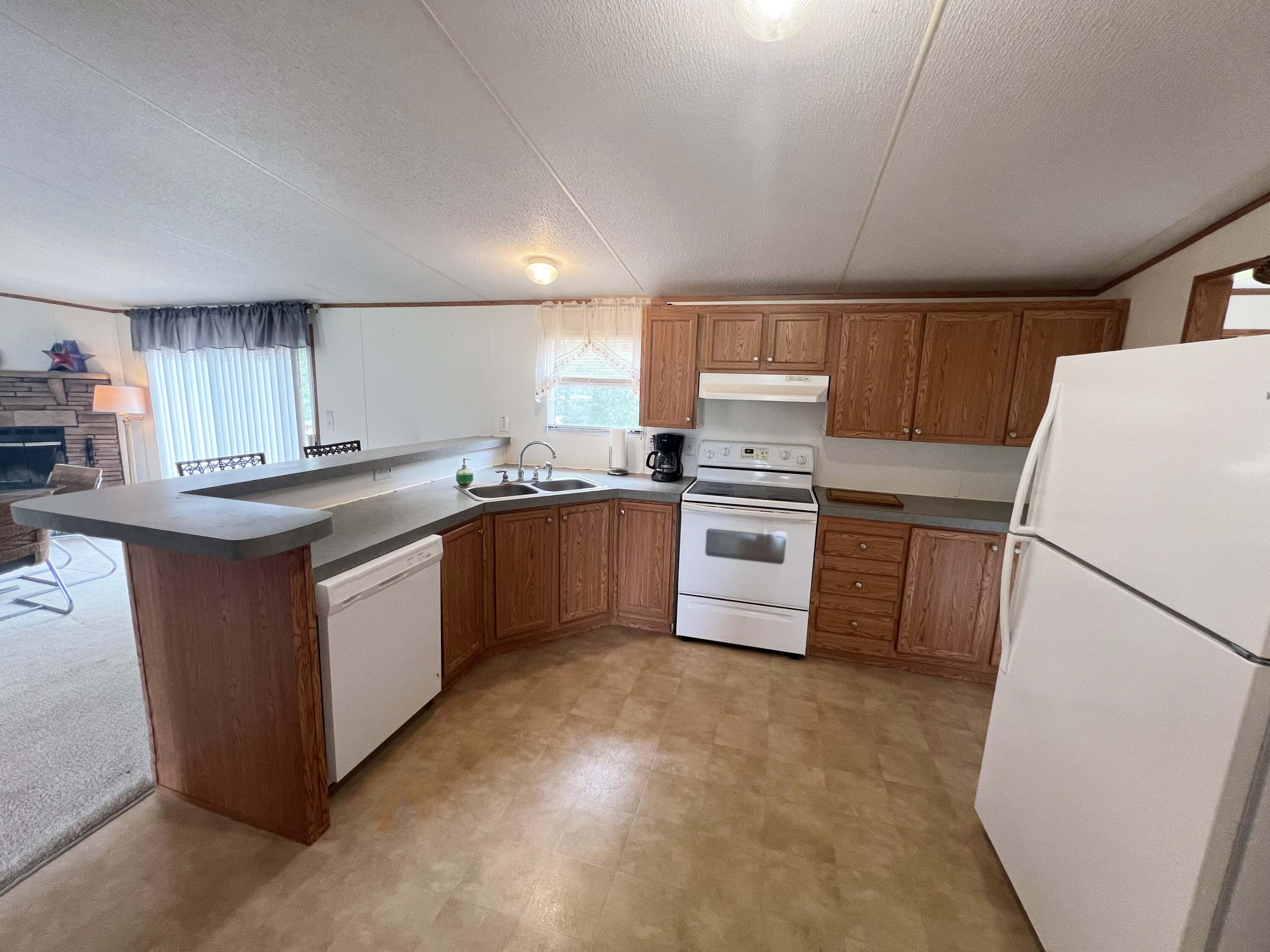 1156 West A. Gamble Road Manning, SC 29102 - Photo 26 of 51 27