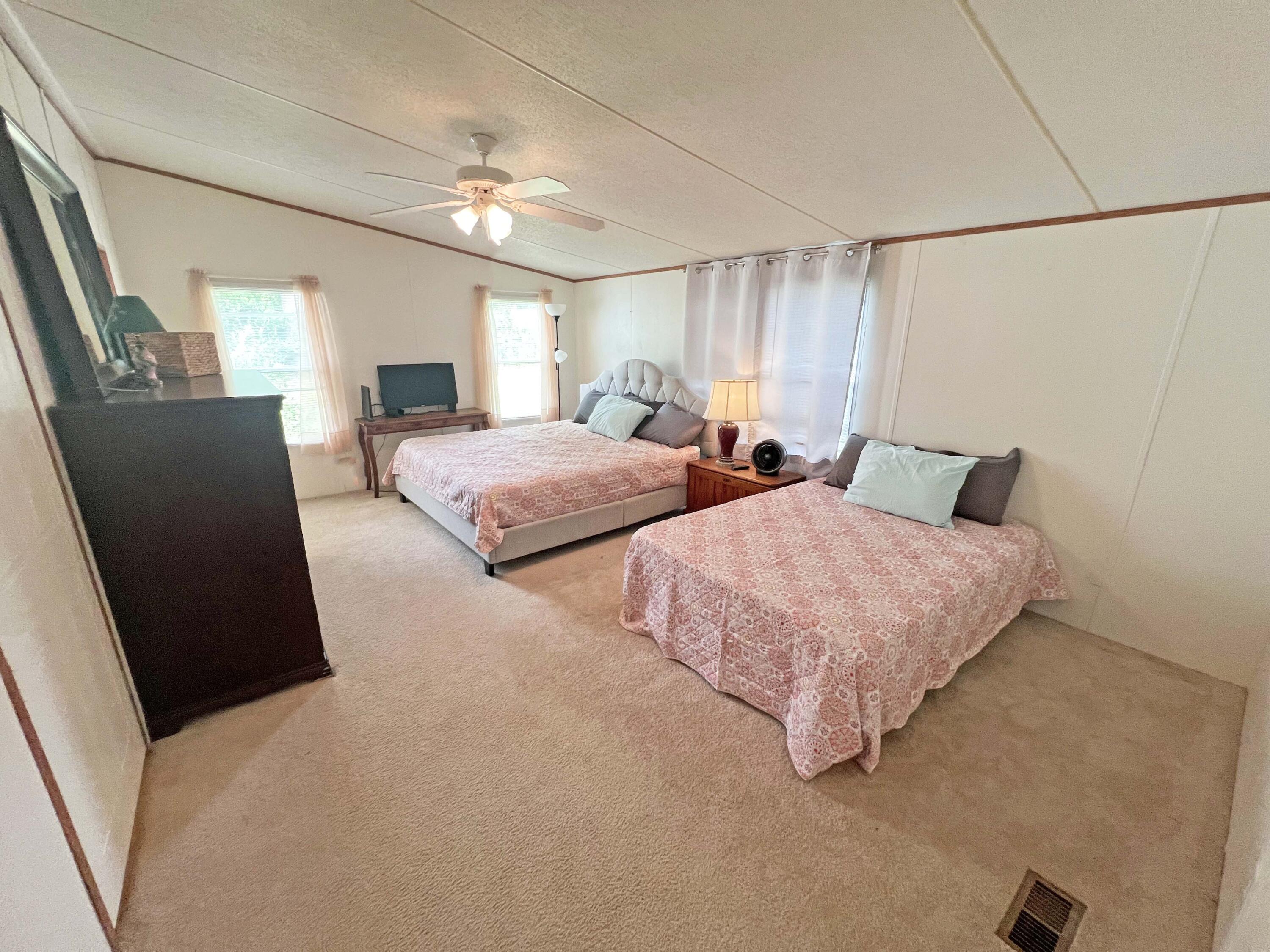 1156 West A. Gamble Road Manning, SC 29102 - Photo 33 of 51 35