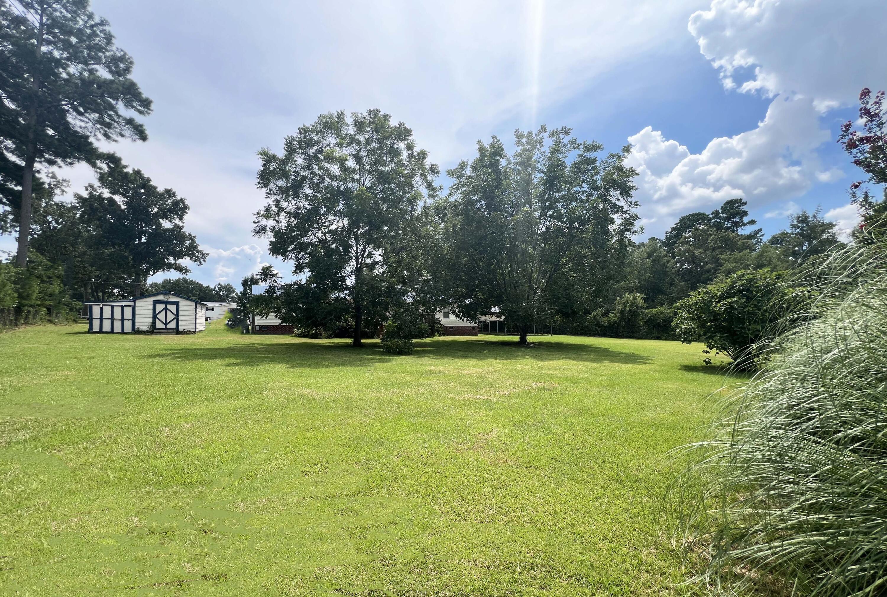 1156 West A. Gamble Road Manning, SC 29102 - Photo 8 of 51 8