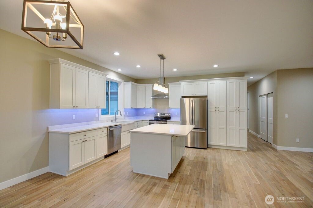 8583 Trillium Lane Concrete, WA 98237 - Photo 14 of 34