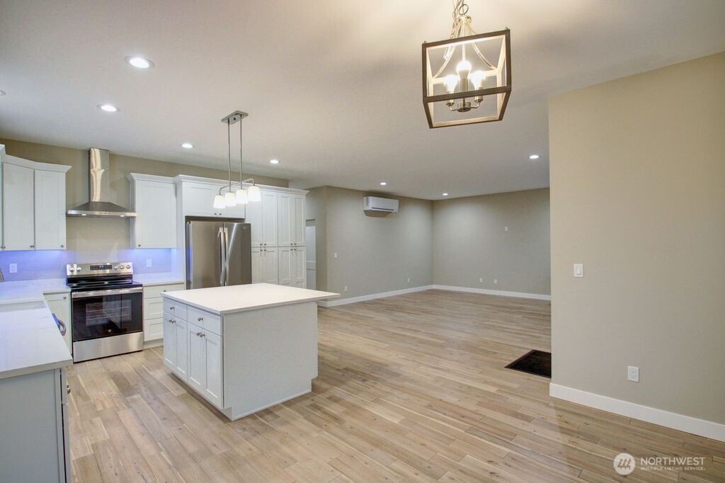 8583 Trillium Lane Concrete, WA 98237 - Photo 16 of 34