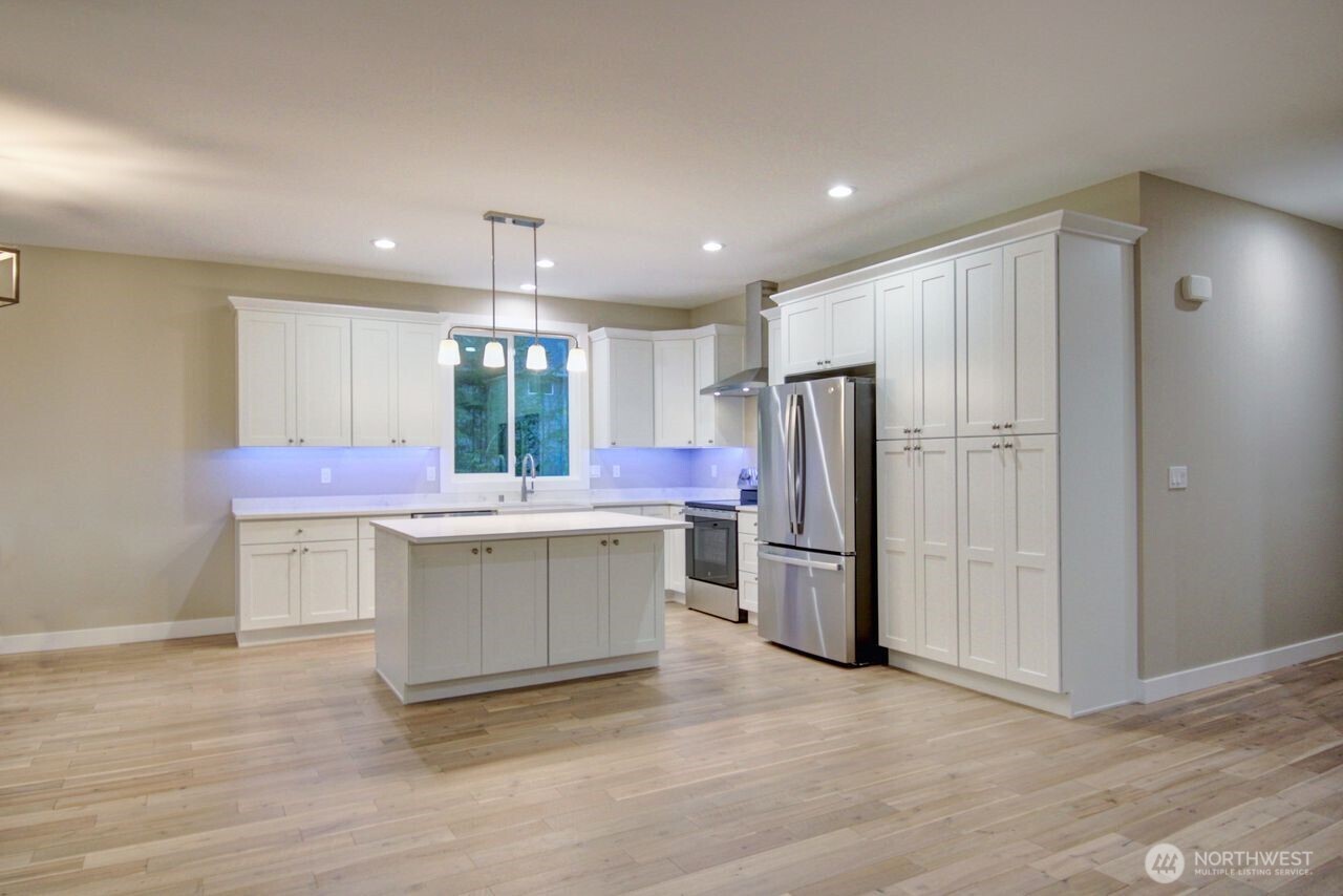 8583 Trillium Lane Concrete, WA 98237 - Photo 2 of 34