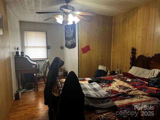 $75,000 | 321 Raccoon Branch Rd Green Mountain, Green Mountain, NC 28740