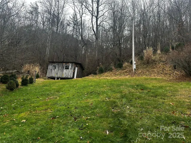 $75,000 | 321 Raccoon Branch Rd Green Mountain, Green Mountain, NC 28740