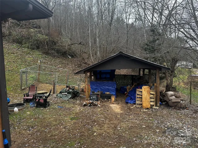 $75,000 | 321 Raccoon Branch Rd Green Mountain, Green Mountain, NC 28740