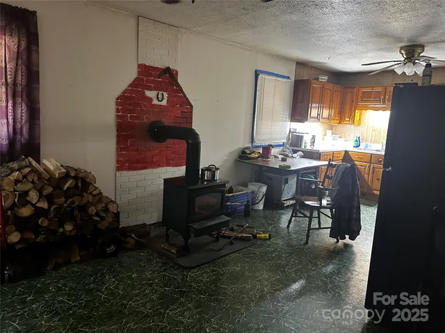 $75,000 | 321 Raccoon Branch Rd Green Mountain, Green Mountain, NC 28740