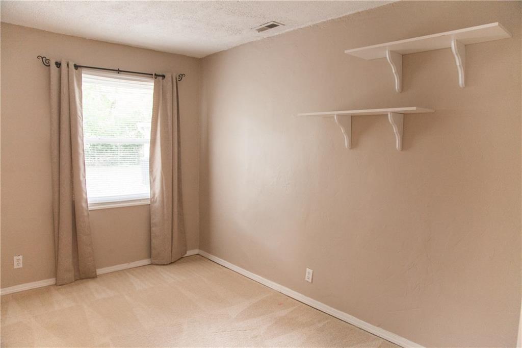 1916 Ruth Drive Indianapolis, IN 46240 - Photo 11 of 14 Gallery Image 11