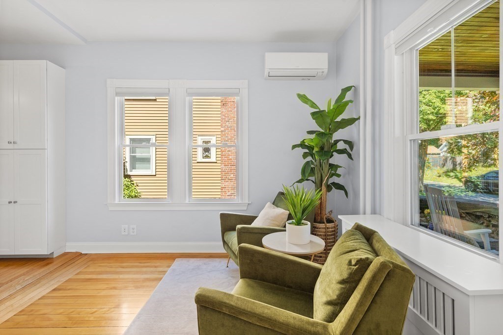 25 Staples Street Melrose, MA 02176 - Photo 12 of 40