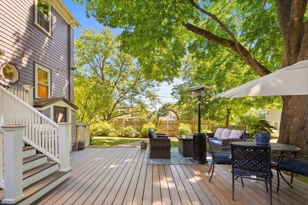 25 Staples Street Melrose, MA 02176 - Photo 34 of 40