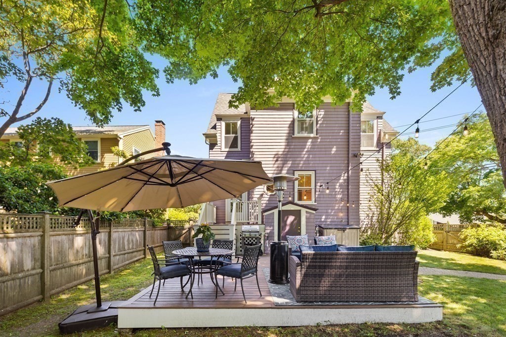 25 Staples Street Melrose, MA 02176 - Photo 36 of 40