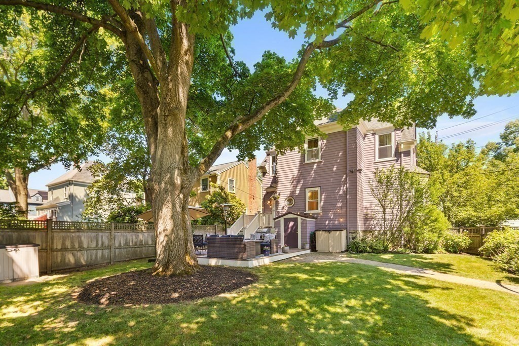 25 Staples Street Melrose, MA 02176 - Photo 38 of 40