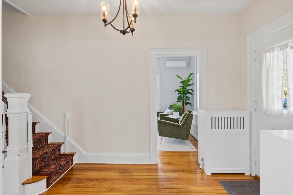 25 Staples Street Melrose, MA 02176 - Photo 4 of 40