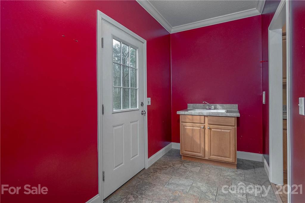 832 Jenkins Valley Road Alexander, NC 28701 - Photo 13 of 33 Gallery Image 13