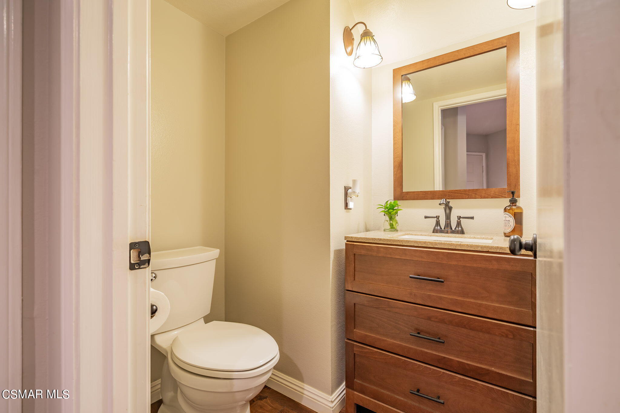 1741 Empty Saddle Road Simi Valley, CA 93063 - Photo 10 of 65 10-web-or-mls-DSC05863