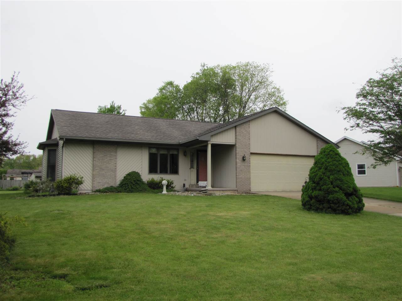 20799 Rivers Edge Drive Goshen, IN 46528 - Photo 2 of 29 Gallery Image 2