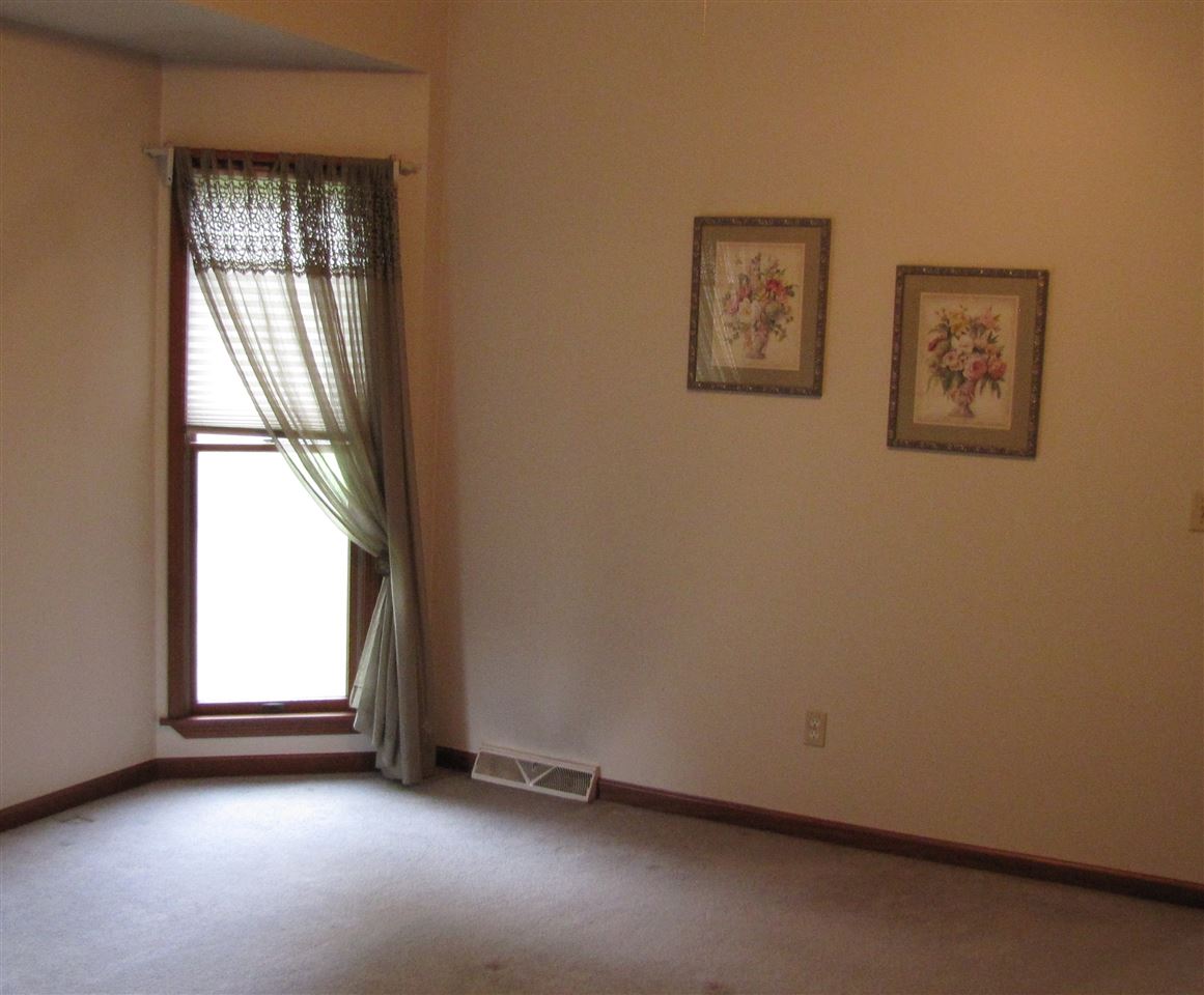 20799 Rivers Edge Drive Goshen, IN 46528 - Photo 11 of 29 Gallery Image 11
