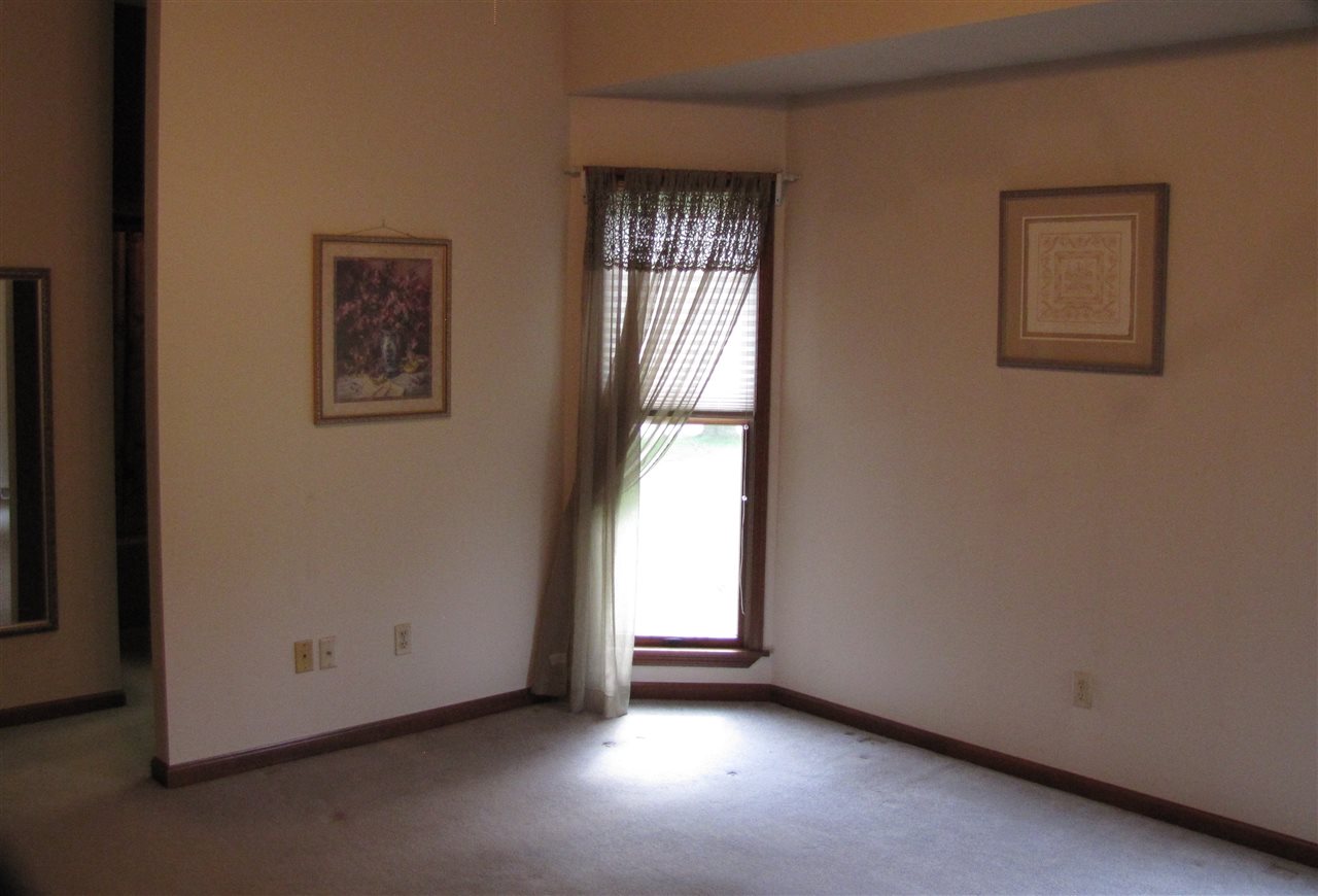 20799 Rivers Edge Drive Goshen, IN 46528 - Photo 7 of 29 Gallery Image 7
