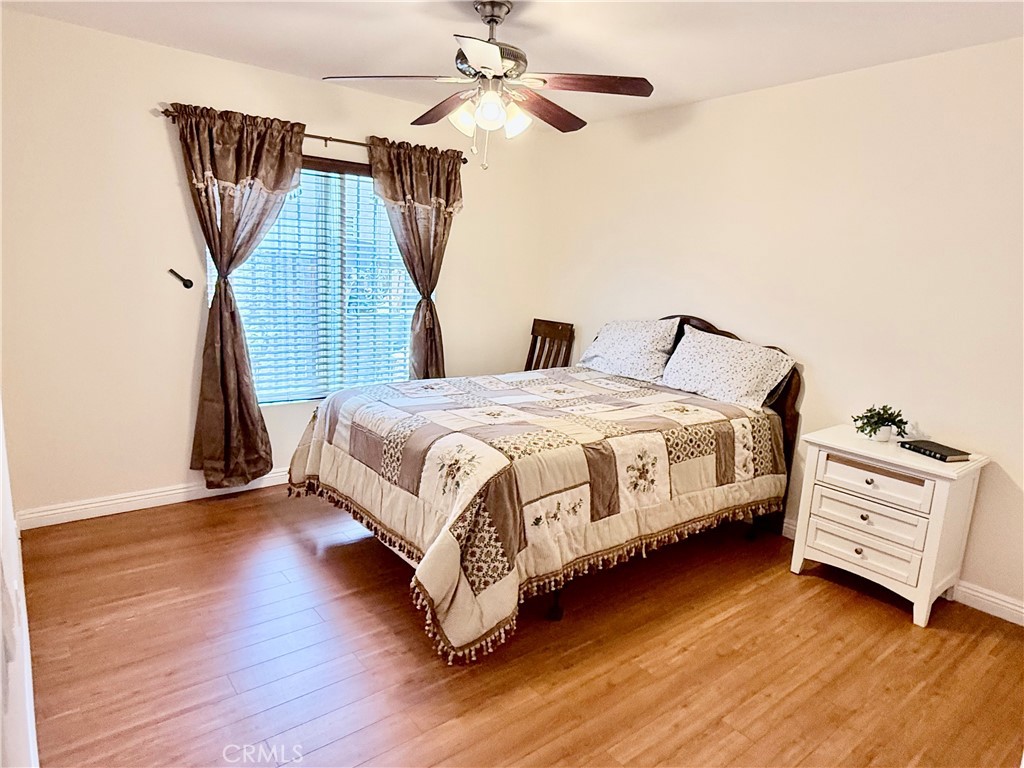 916 Roxanne Drive Hemet, CA 92543 - Photo 17 of 32