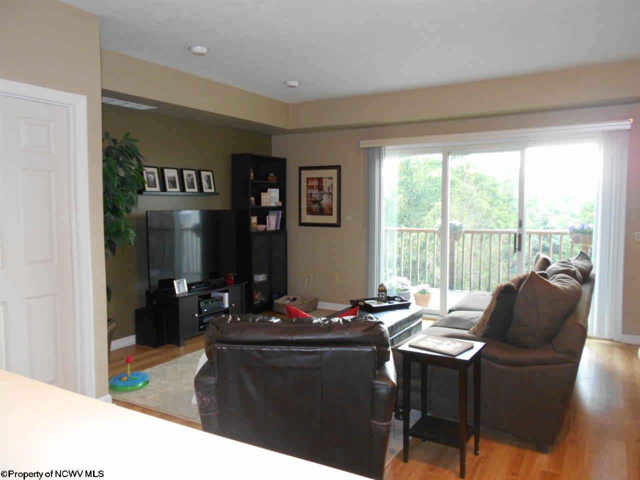 1018 Chestnut Ridge Road Morgantown, WV 26505 - Photo 5 of 20 Gallery Image 5