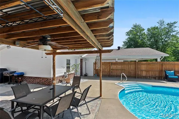 $349,900 | 130 St Mark Lane, New Madrid, MO 63869
