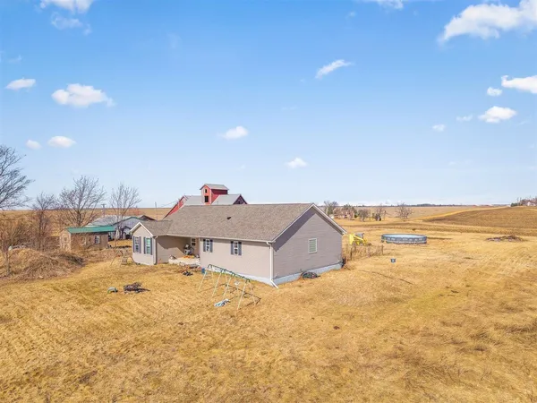 $319,900 | 13980 Highway 52, Polo, IL 61064