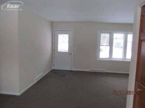 5389 River Ridge Drive Flushing, MI 48433 - Photo 6 of 27 20393125-5.JPG