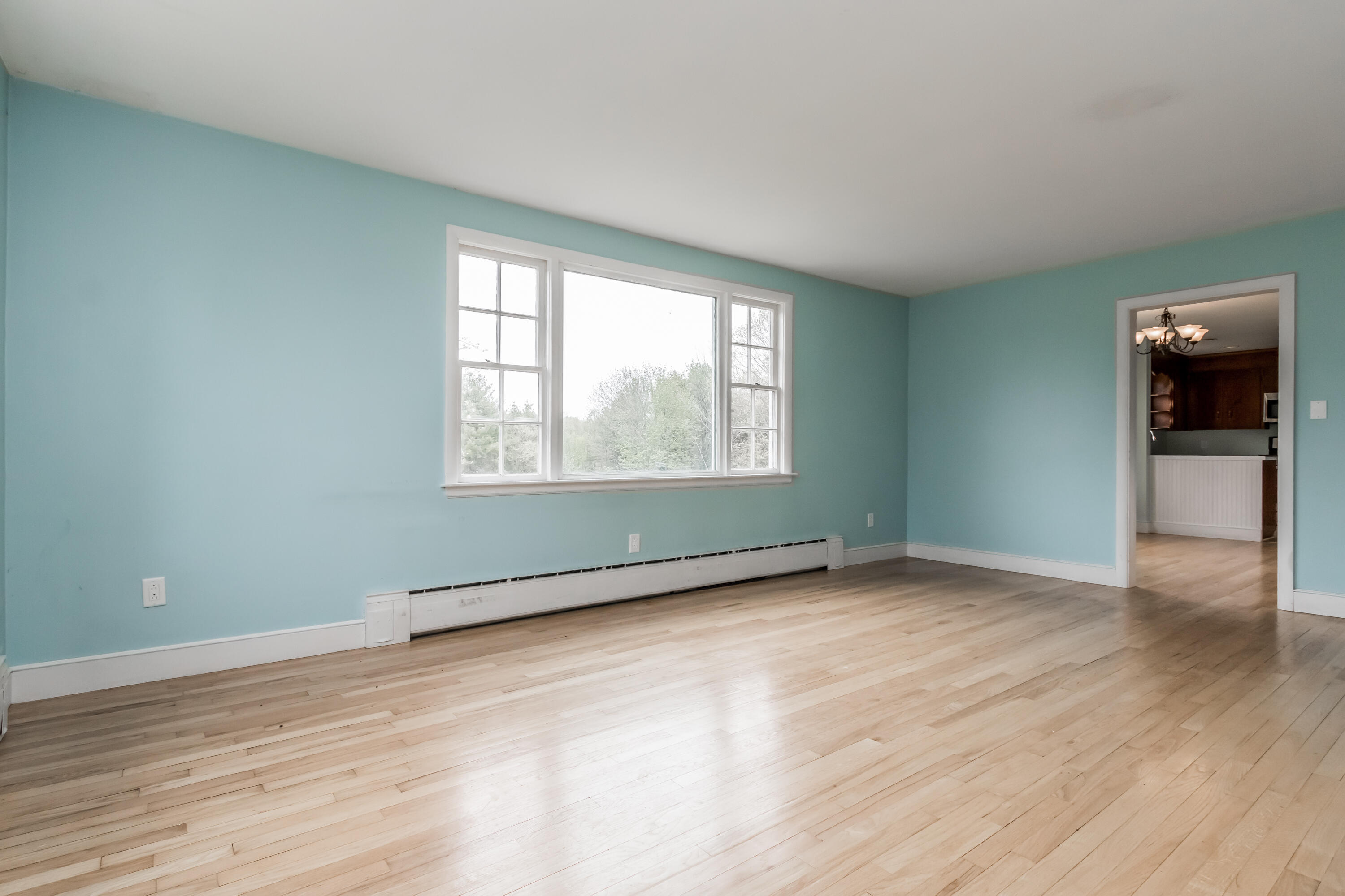 97 Middle Road Cumberland Center, ME 04021 - Photo 16 of 37 20220516AV-71036