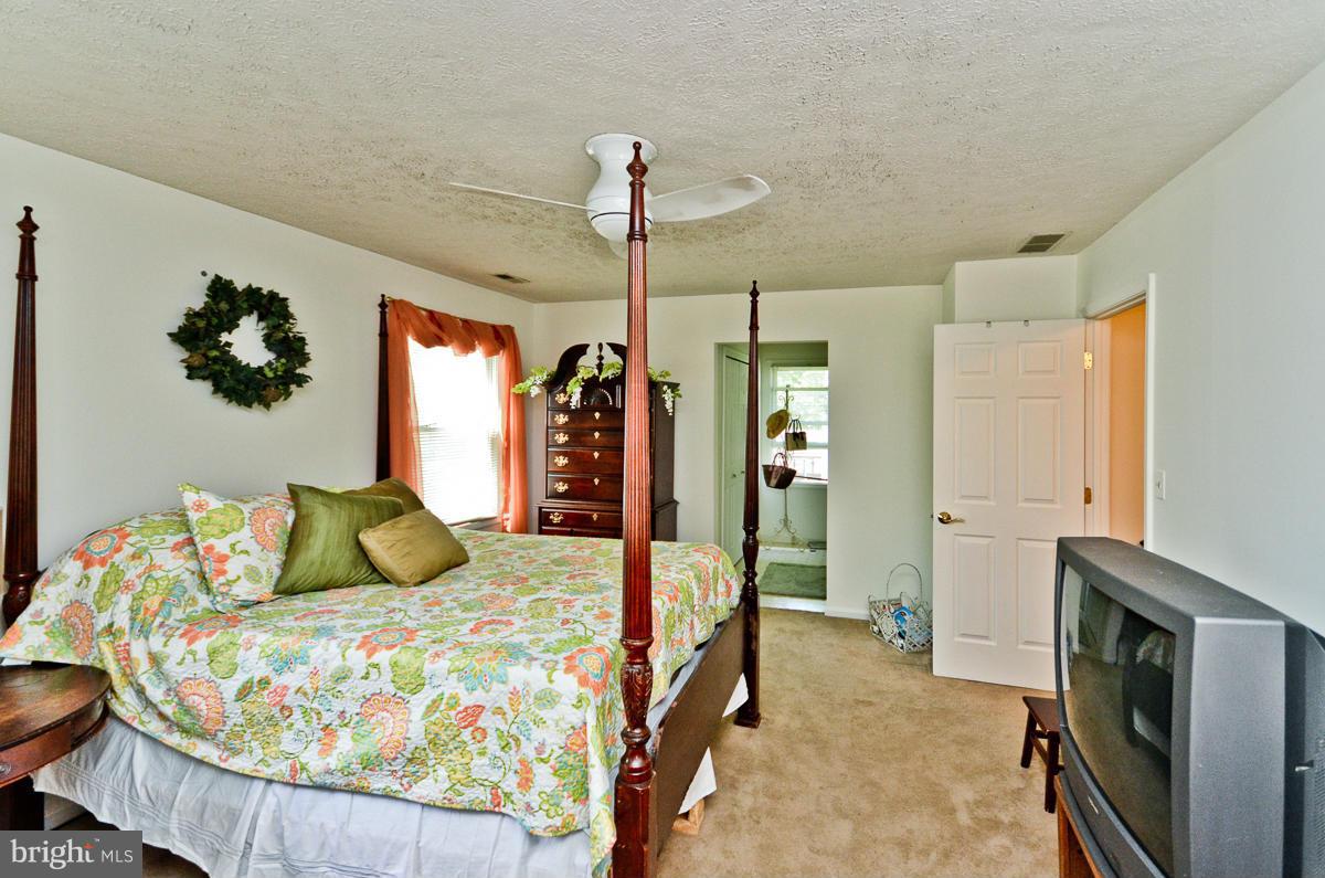 343 Edgewood Road Linthicum Heights, MD 21090 - Photo 22 of 30 Bedroom (Master)