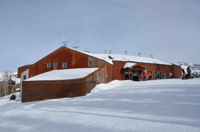 a view of a sky in the distance