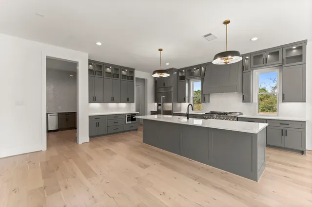 $1,399,990 | 161 Homestead Hill Road, New Waverly, TX 77358