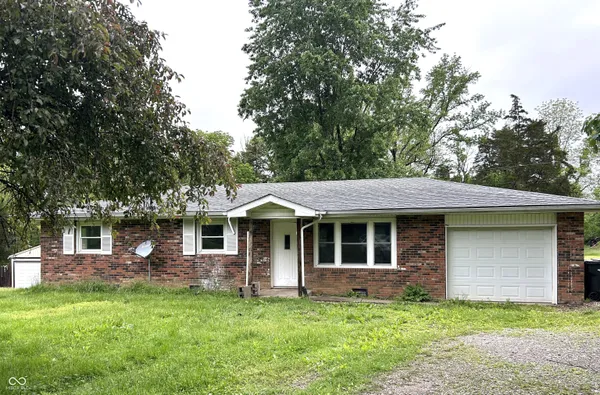 $124,900 | 1720 East Lois Lane, North Vernon, IN 47265