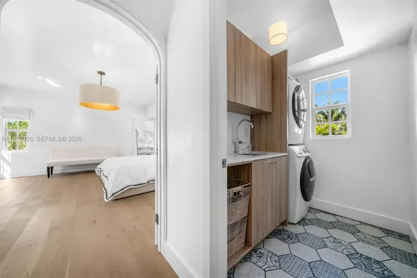 $29,000 | 939 West 47th Court, Miami Beach, FL 33140
