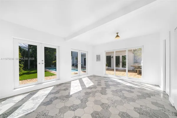 $29,000 | 939 West 47th Court, Miami Beach, FL 33140