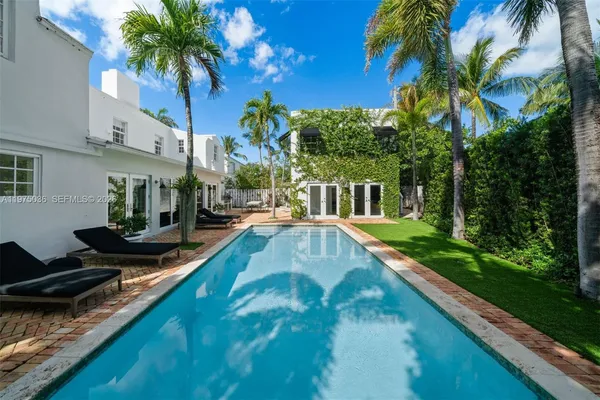 $29,000 | 939 West 47th Court, Miami Beach, FL 33140