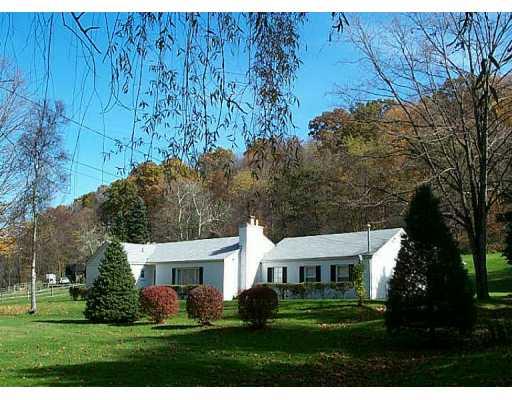 989 Old Mill Road Cheswick, PA 15024 - Photo 1 of 3 Gallery Image 1