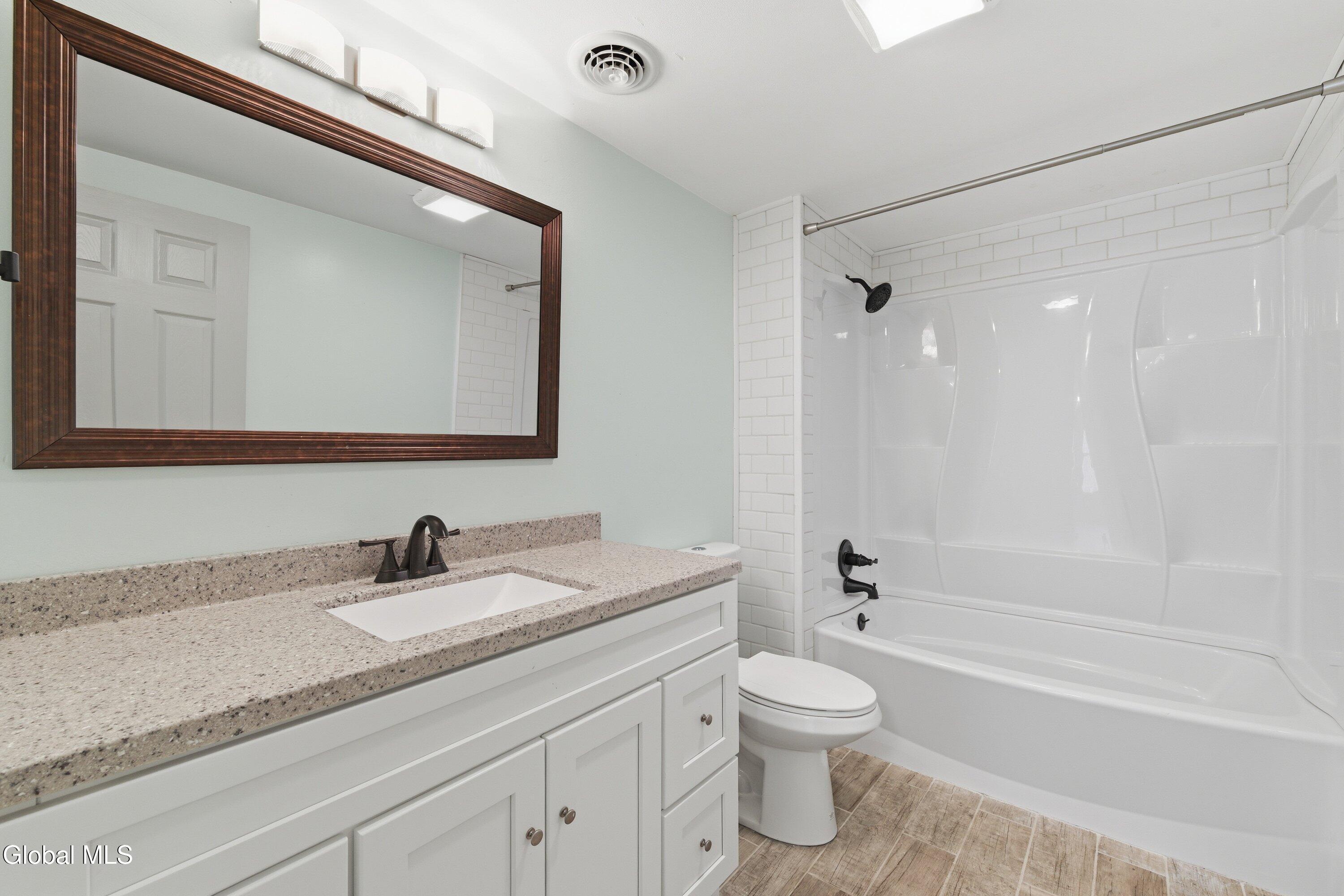 18 Glade Mallow Road Malta, NY 12020 - Photo 26 of 34 18 Glade Mallow Rd-15