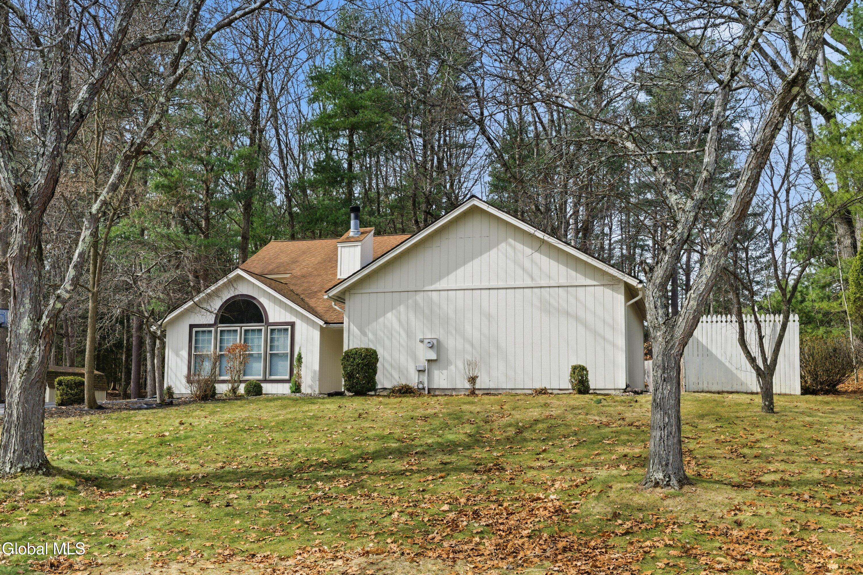 18 Glade Mallow Road Malta, NY 12020 - Photo 4 of 34 18 Glade Mallow Rd-40