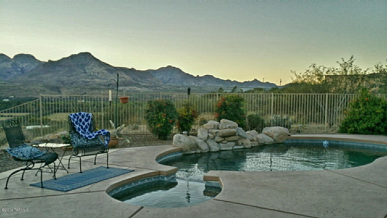 33 Avenida De Las Naciones Rio Rico, AZ 85648 - Photo 13 of 24