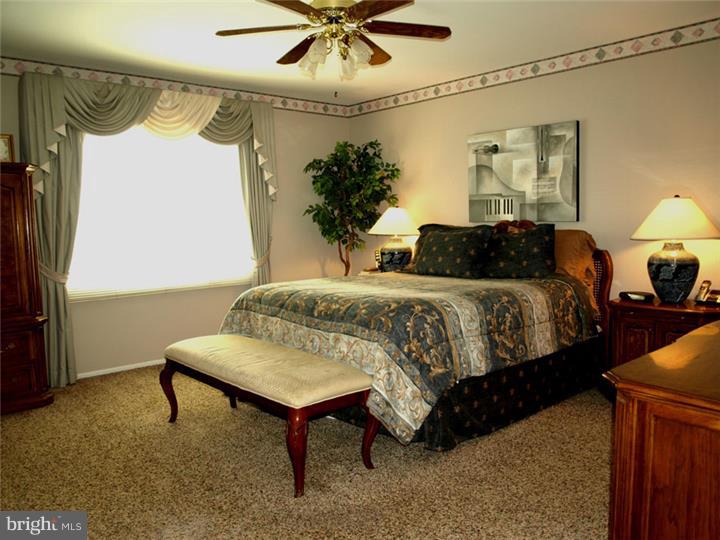 47 Perilli Drive Hamilton, NJ 08610 - Photo 12 of 22 Master Bedroom