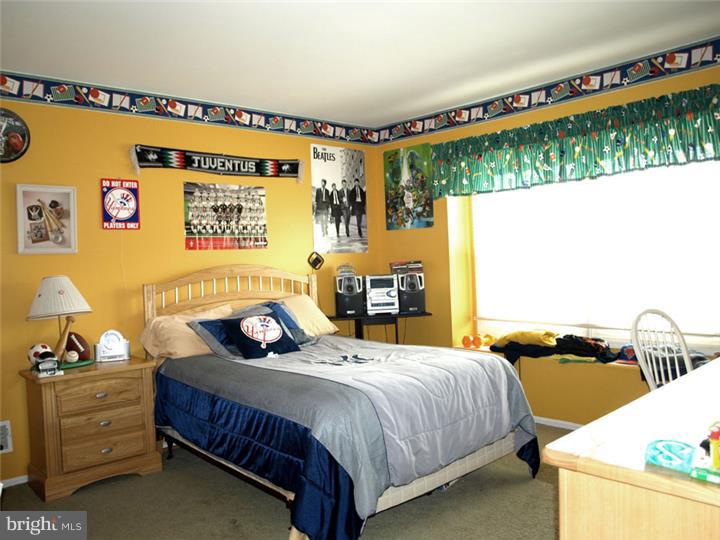 47 Perilli Drive Hamilton, NJ 08610 - Photo 14 of 22 Bedroom 2